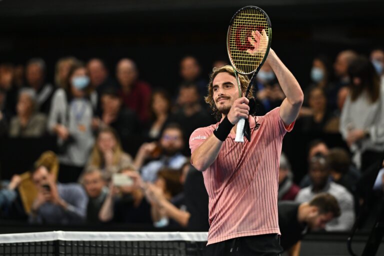 Tsitsipas surpasse Gaston